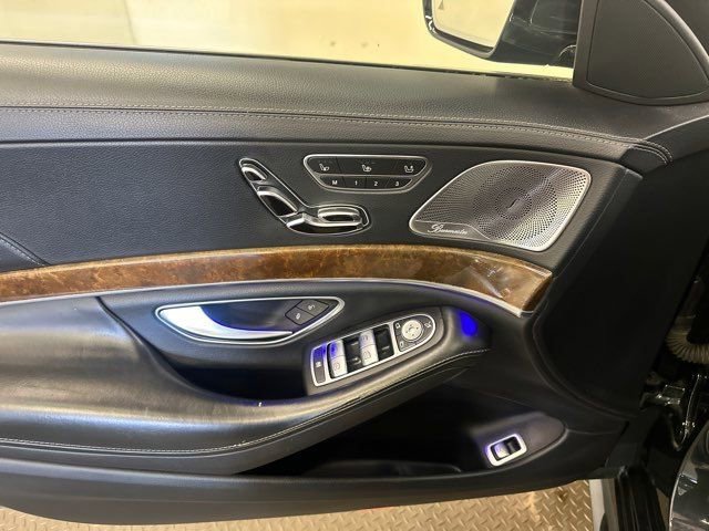Used 2016 Mercedes-Benz S 550 4MATIC Sedan image 17