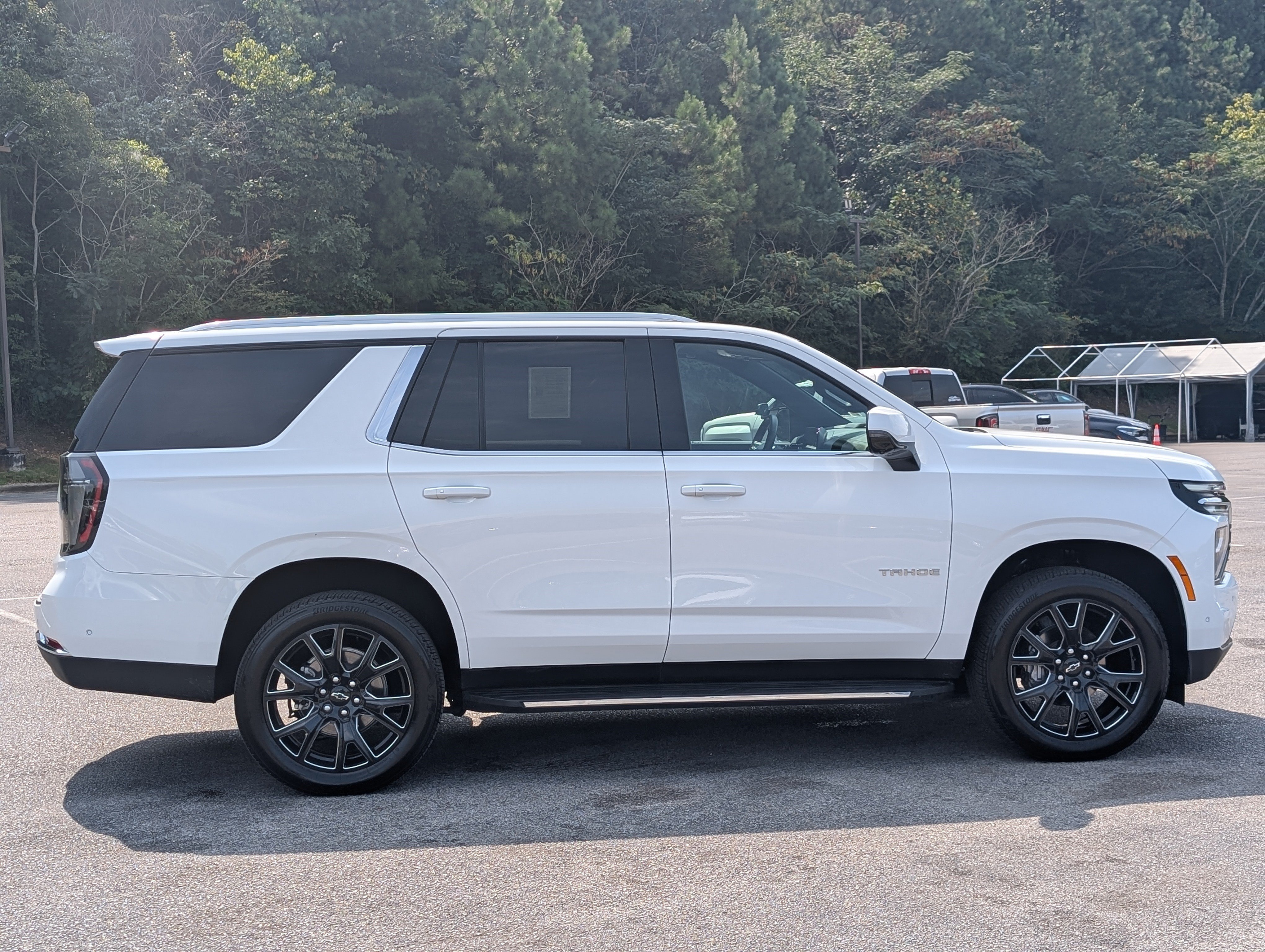 Used 2026 Chevrolet Tahoe LT w/ Comfort Package AWD/4WD image 10