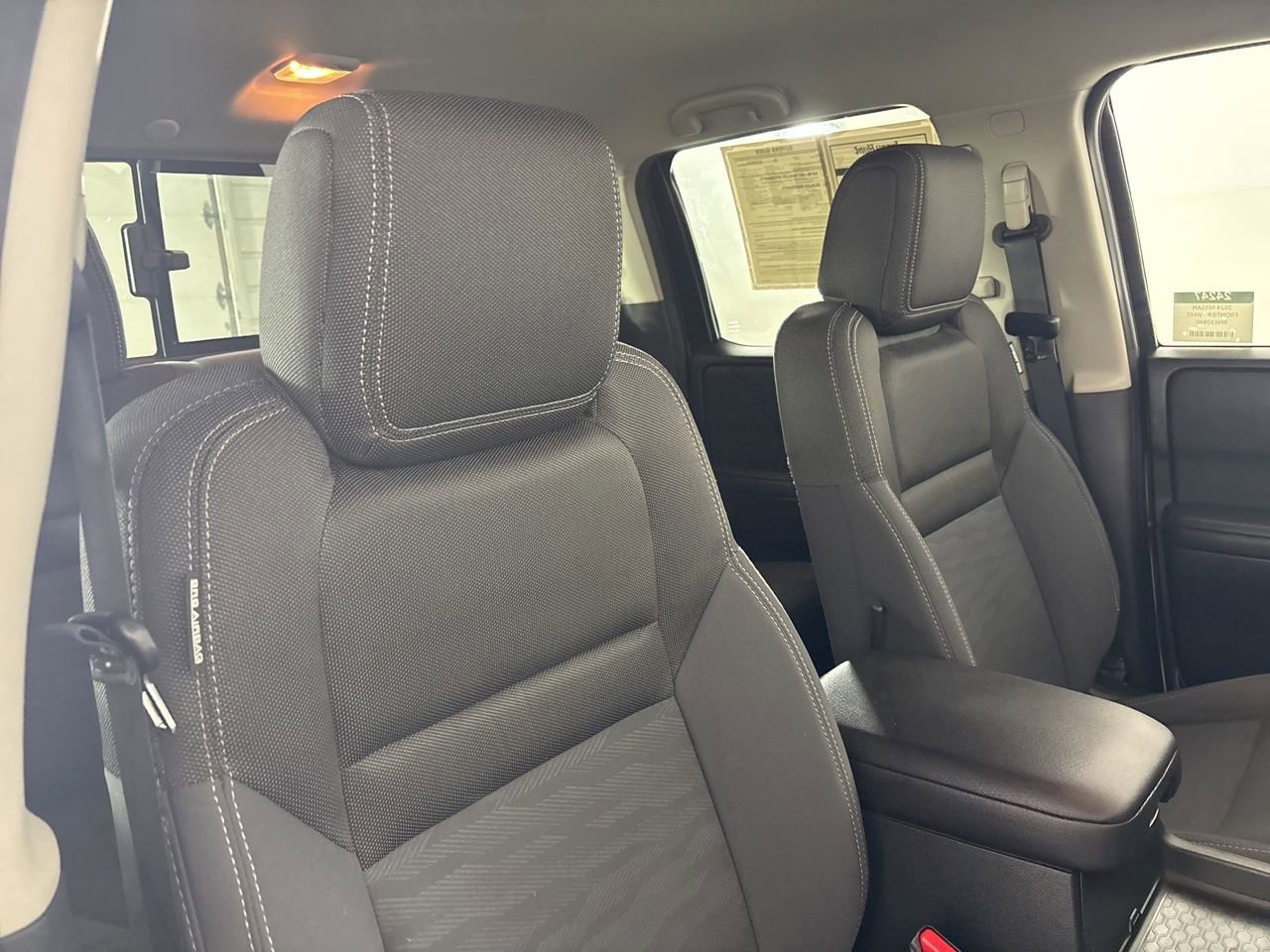 Used 2024 Nissan Frontier SV w/ SV Convenience Package image 26