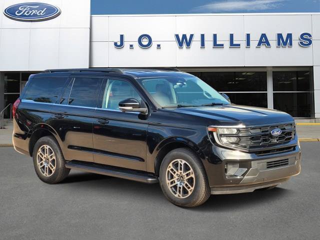 Used 2026 Ford Expedition Active RWD image 1
