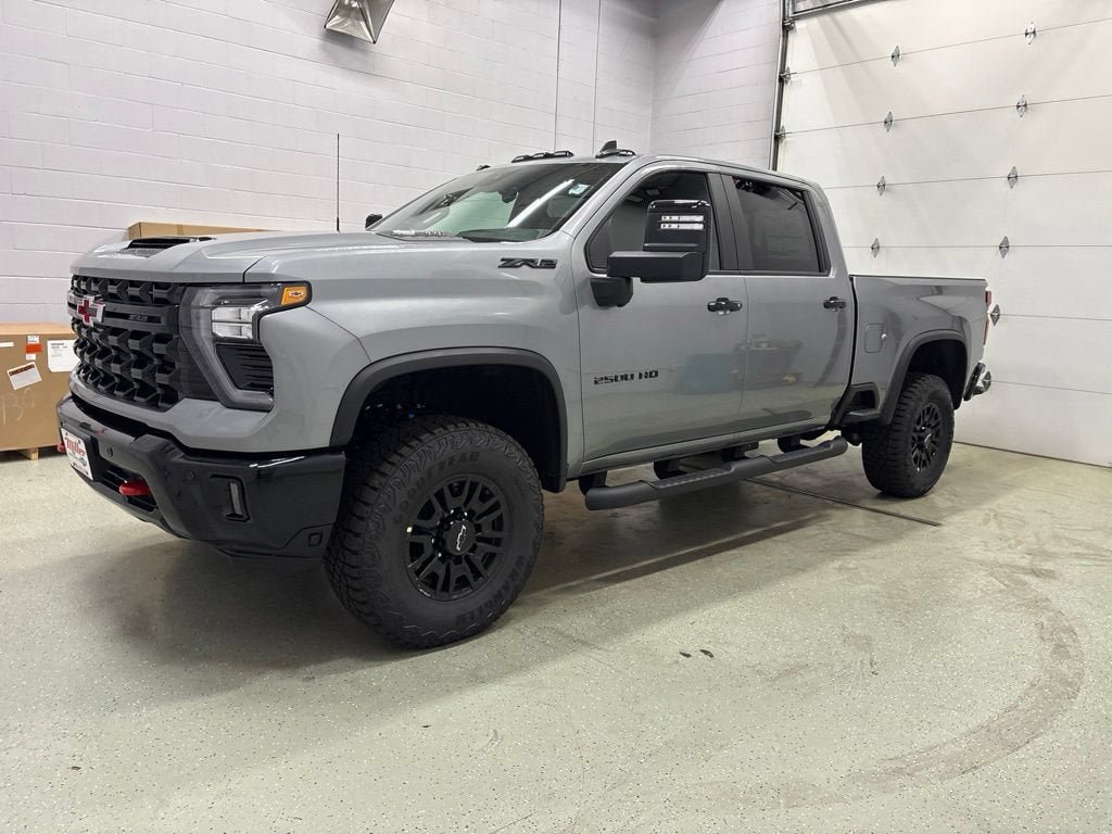 New 2026 Chevrolet Silverado 2500 ZR2 w/ LPO, Dark Essentials Package AWD/4WD image 9