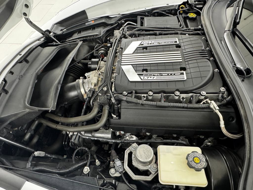 Used 2015 Chevrolet Corvette Z06 w/ 3LZ Preferred Equipment Group image 36