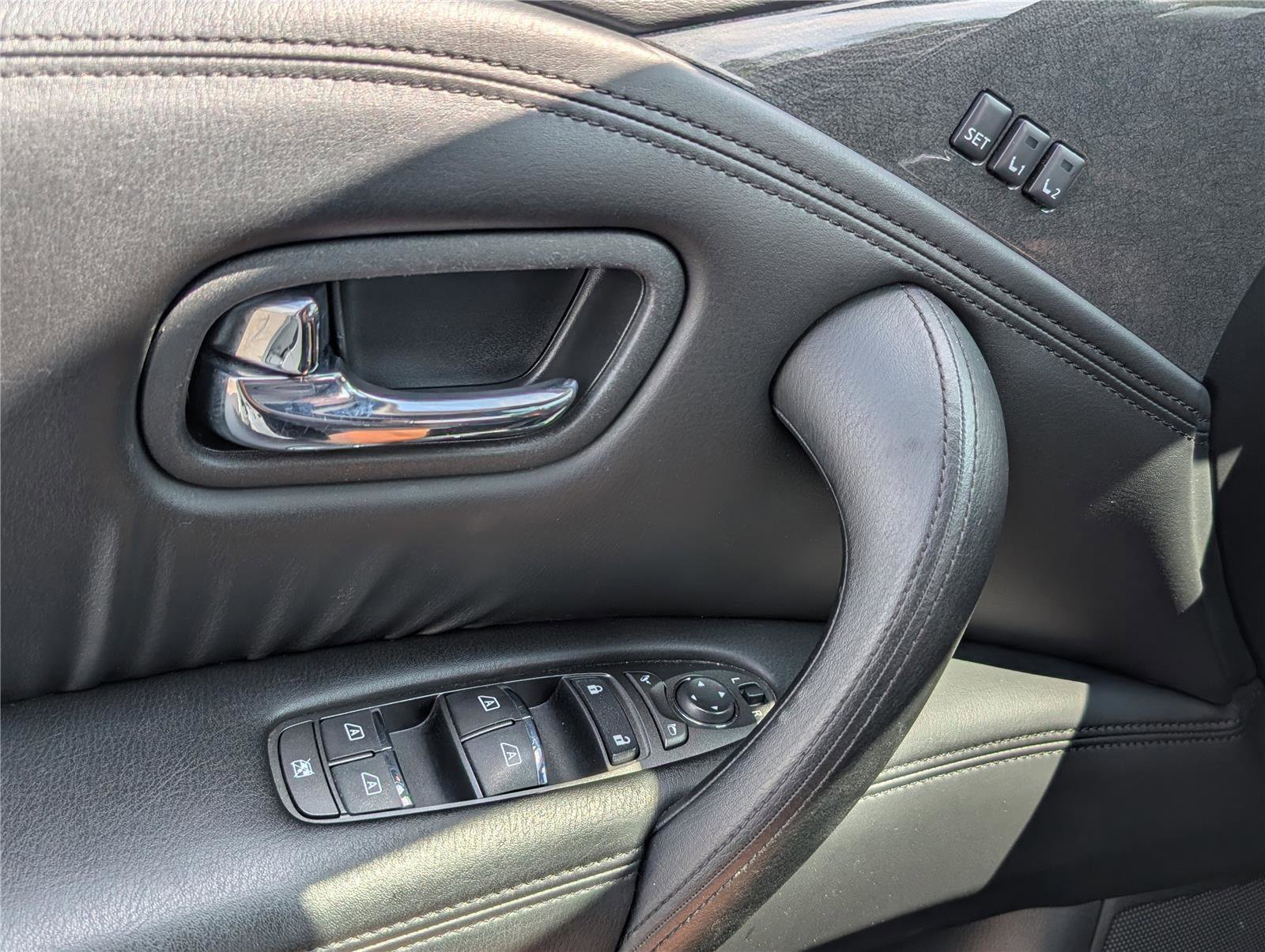 Used 2023 Nissan Armada SL w/ Midnight Edition Package image 20