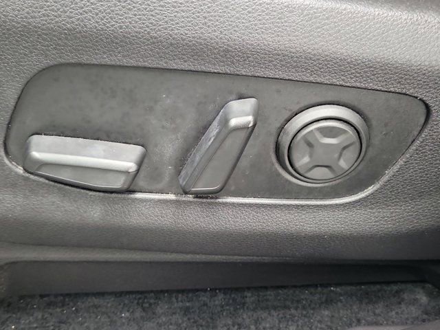 Used 2024 Kia Carnival SX FWD image 22