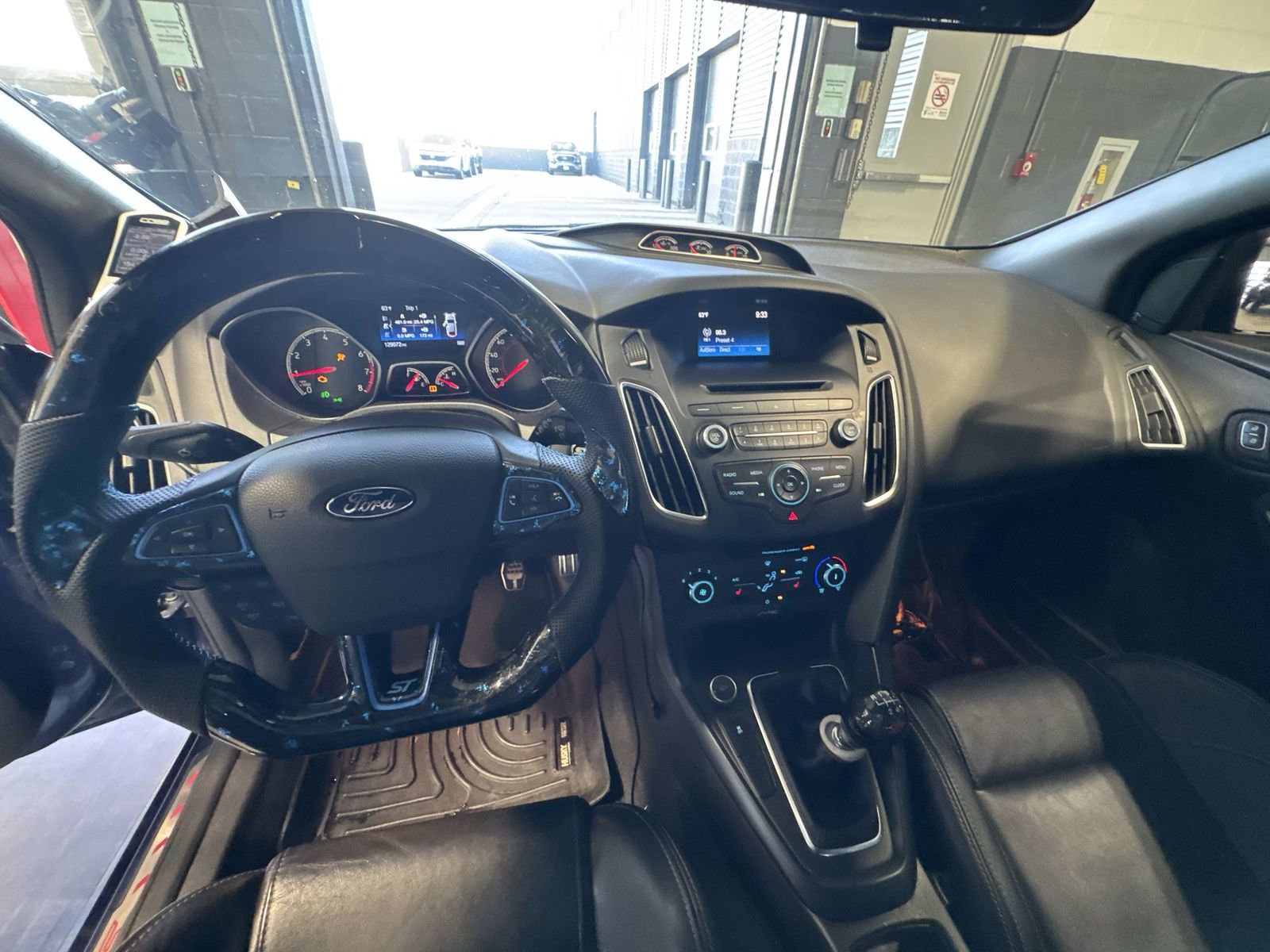 Used 2016 Ford Focus ST FWD image 28