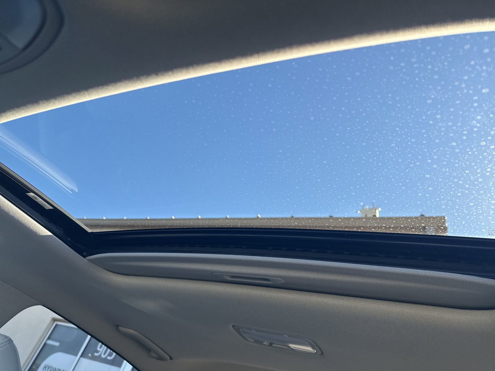 Used 2023 Hyundai Kona Limited image 33