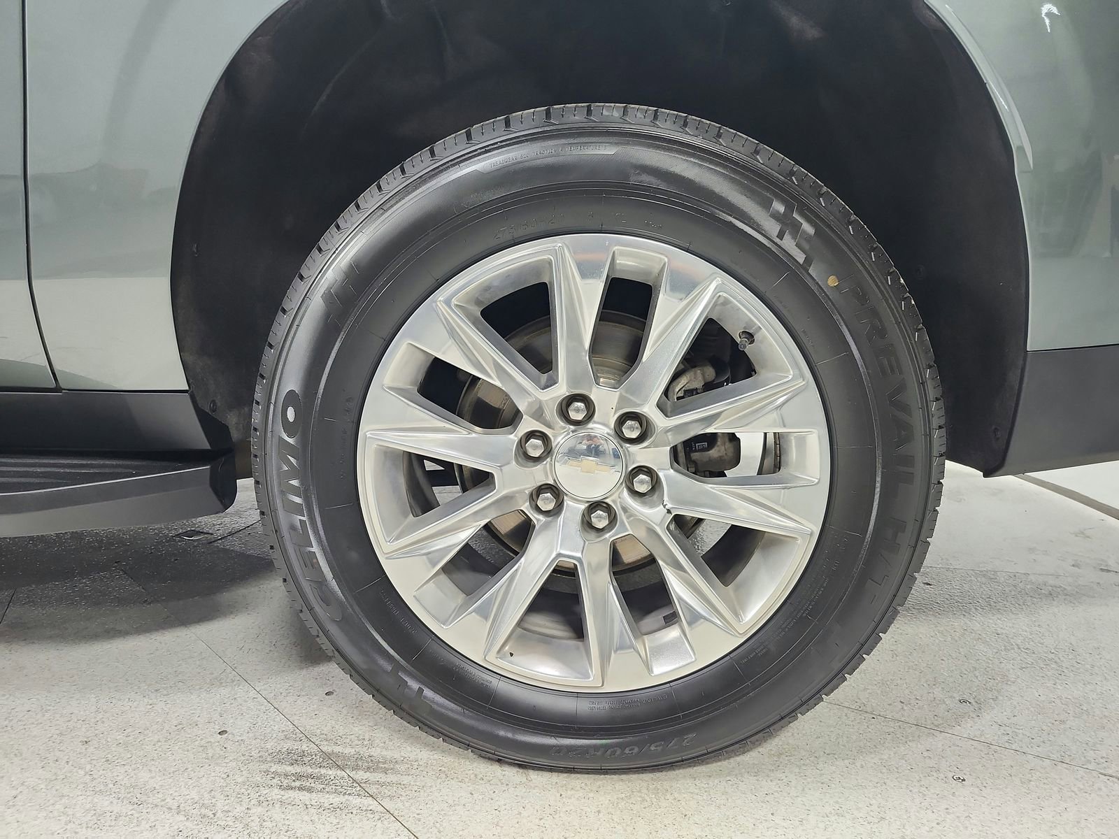 Used 2023 Chevrolet Suburban Premier AWD/4WD image 54