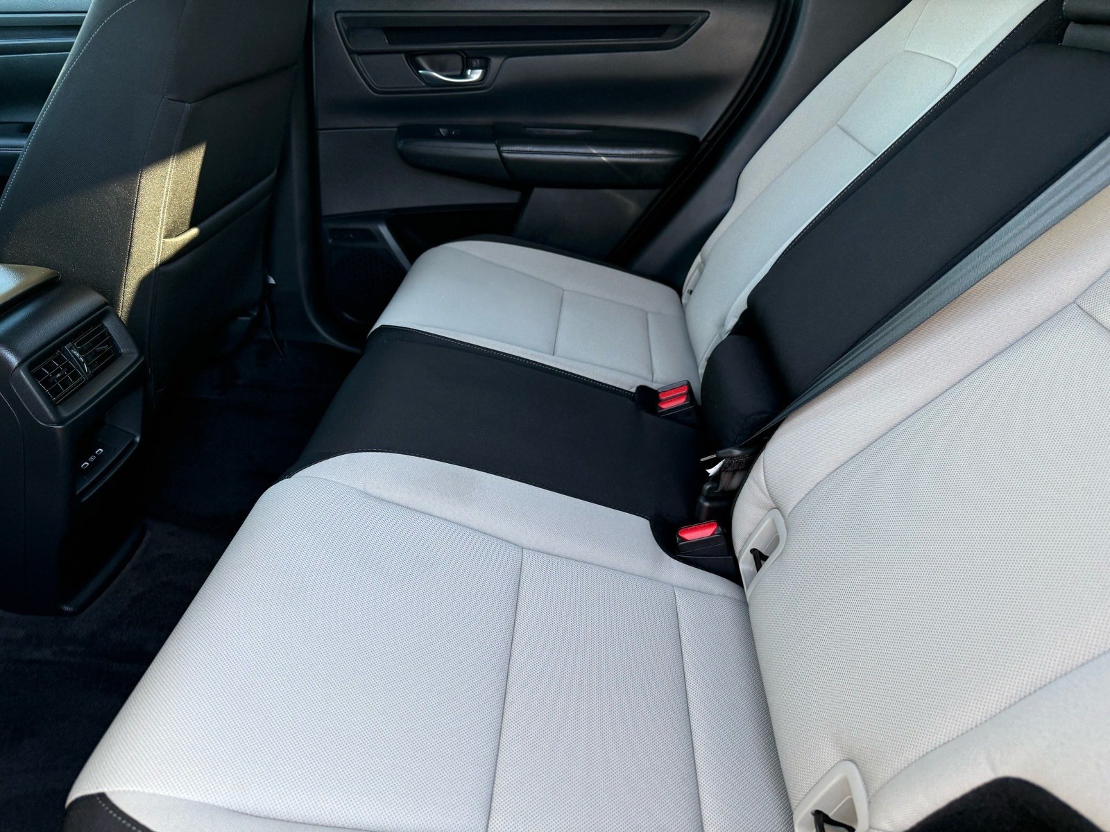 Certified 2025 Honda CR-V EX image 27