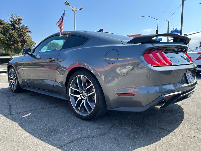 Used 2021 Ford Mustang Coupe image 5
