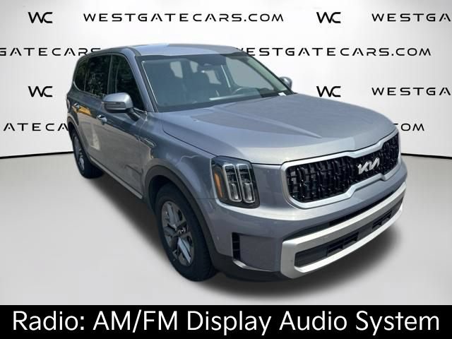 Certified 2024 Kia Telluride LX FWD image 4
