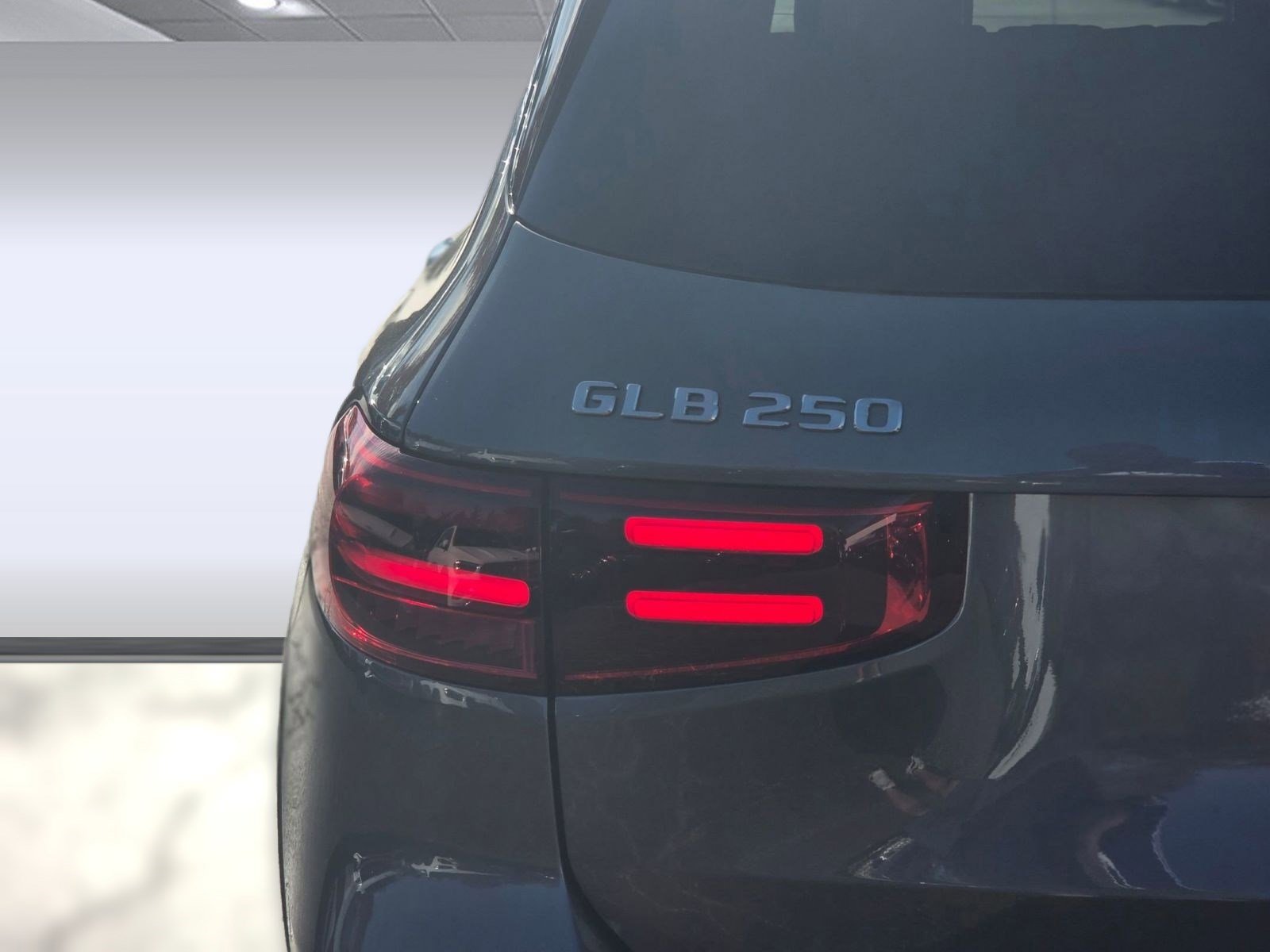 New 2026 Mercedes-Benz GLB 250 4MATIC image 18