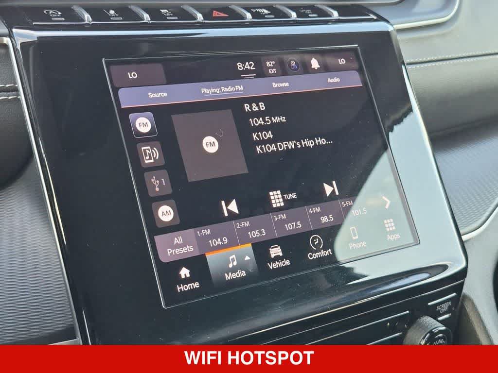 Used 2024 Jeep Grand Cherokee Laredo RWD image 26