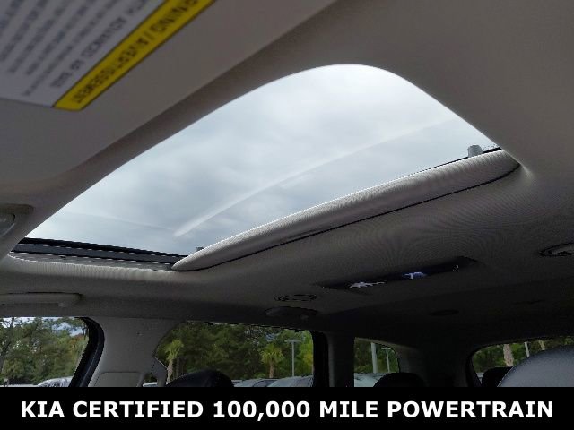 Certified 2024 Kia Telluride EX w/ EX Captain's Chair Package FWD image 24