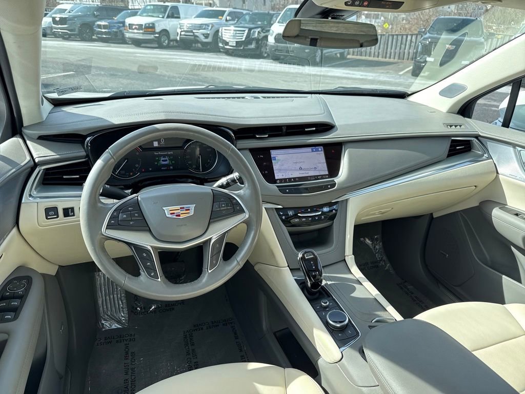 Certified 2023 Cadillac XT5 Premium Luxury w/ LPO, Floor Liner Package image 14