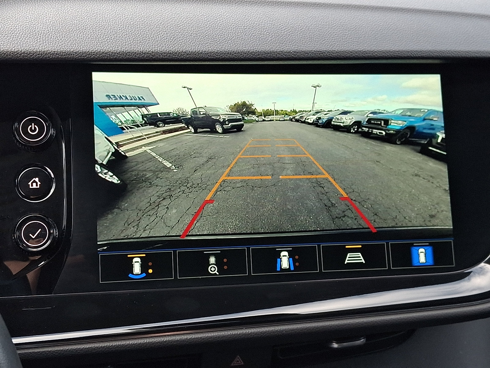 Certified 2023 Buick Envision Avenir AWD/4WD image 20