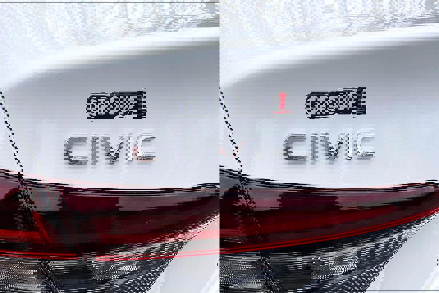 Used 2025 Honda Civic Sport Touring image 10