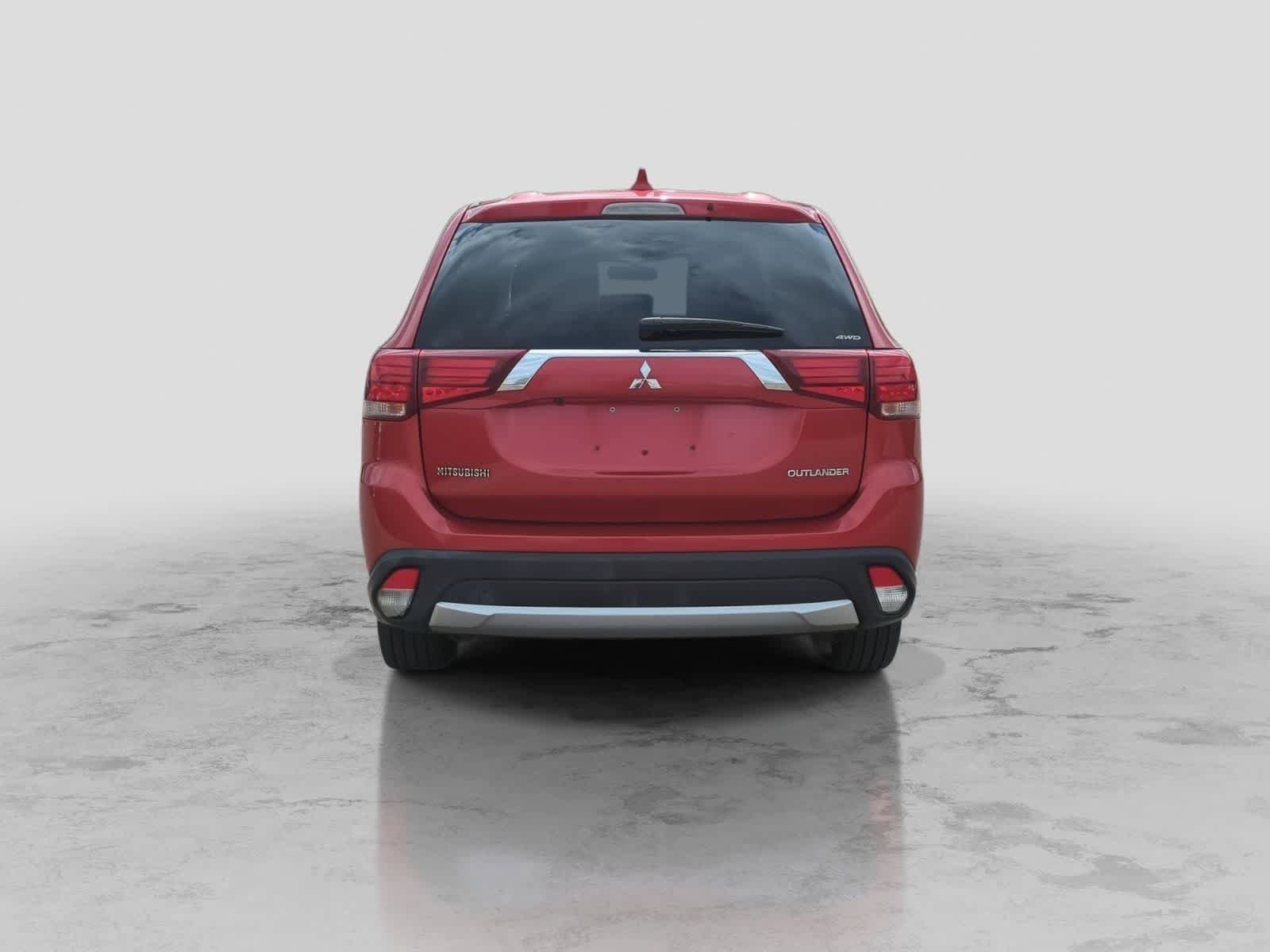 Used 2018 Mitsubishi Outlander ES AWD/4WD image 7