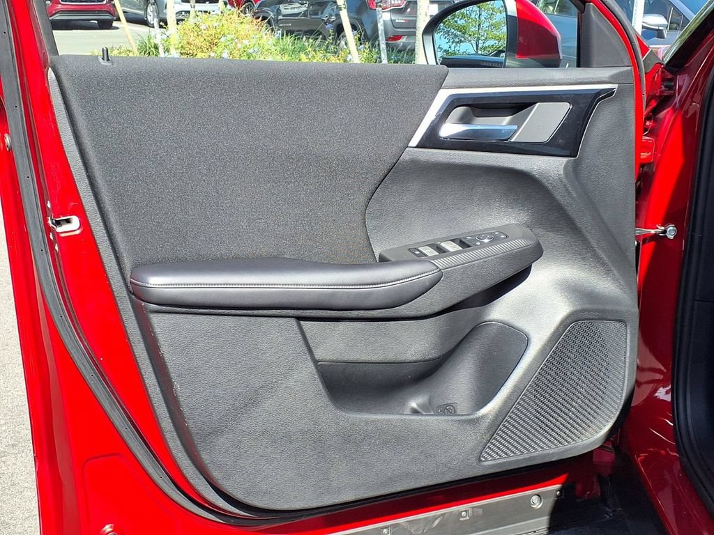 Used 2024 Mitsubishi Outlander ES FWD image 24
