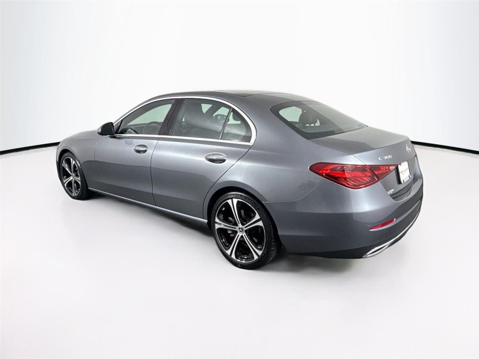 Used 2022 Mercedes-Benz C 300 Sedan image 8