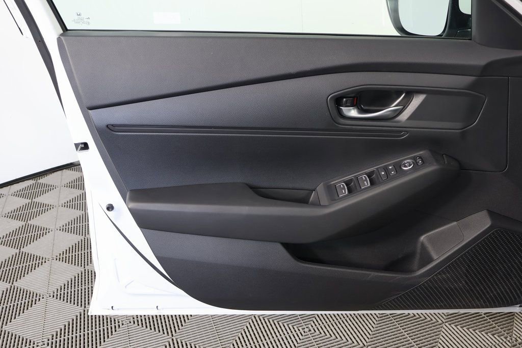 Used 2025 Honda Accord LX image 12