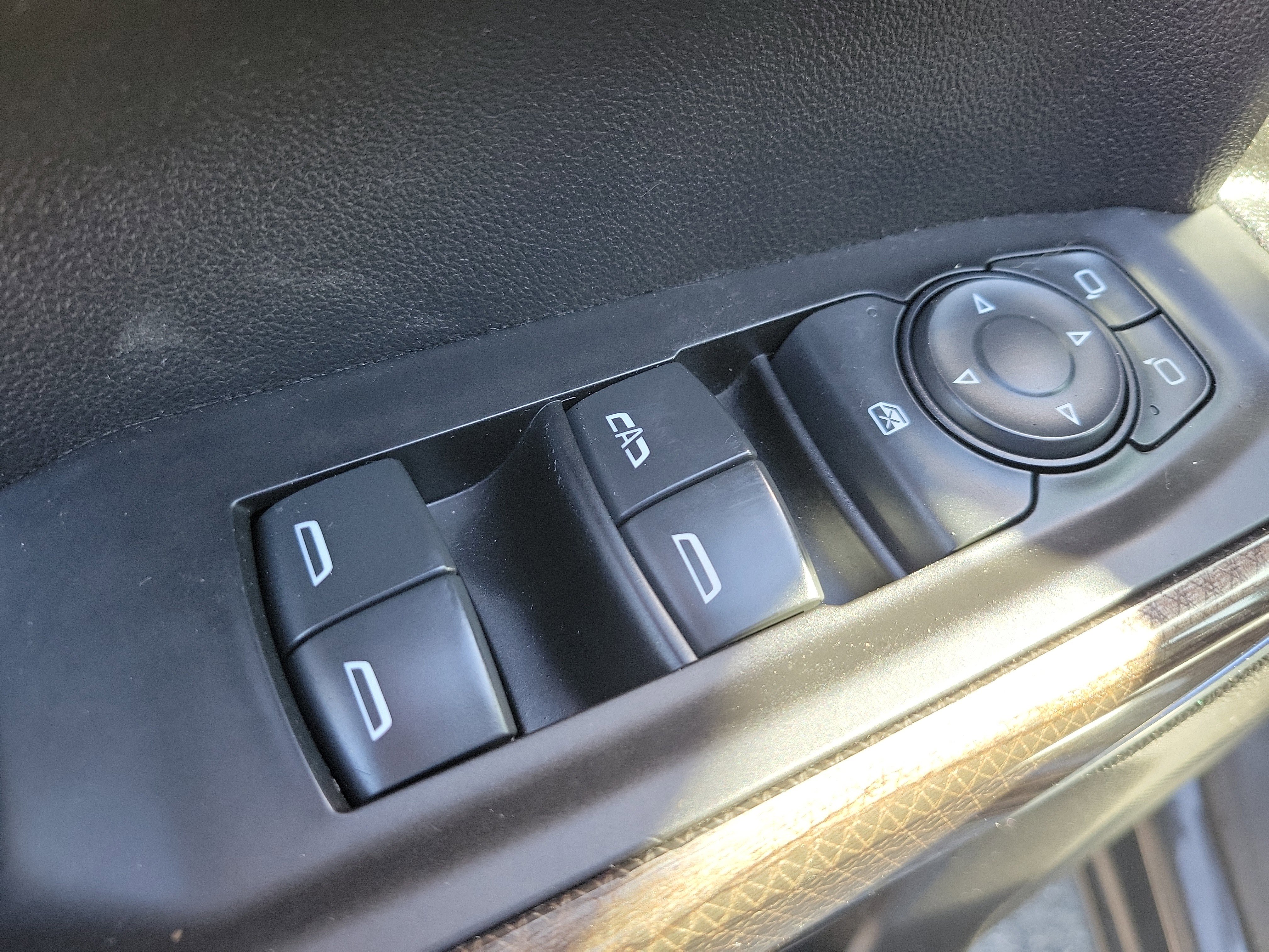 Used 2020 Chevrolet Silverado 1500 LT w/ All-Star Edition image 20