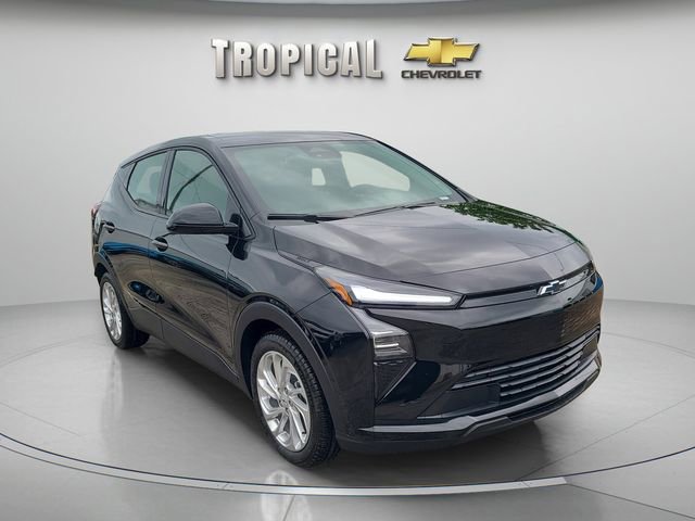 New 2027 Chevrolet Bolt LT FWD image 4