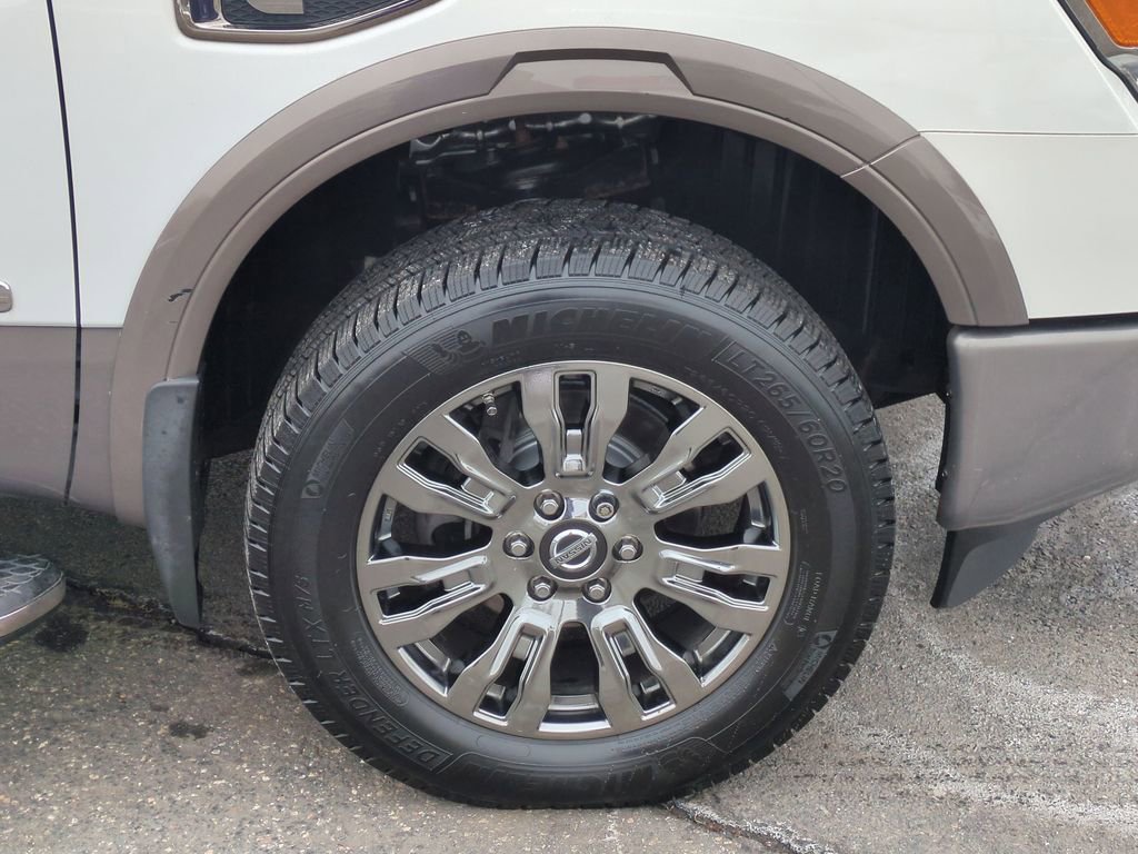 Used 2018 Nissan Titan Platinum Reserve w/ Platinum Utility Package image 23