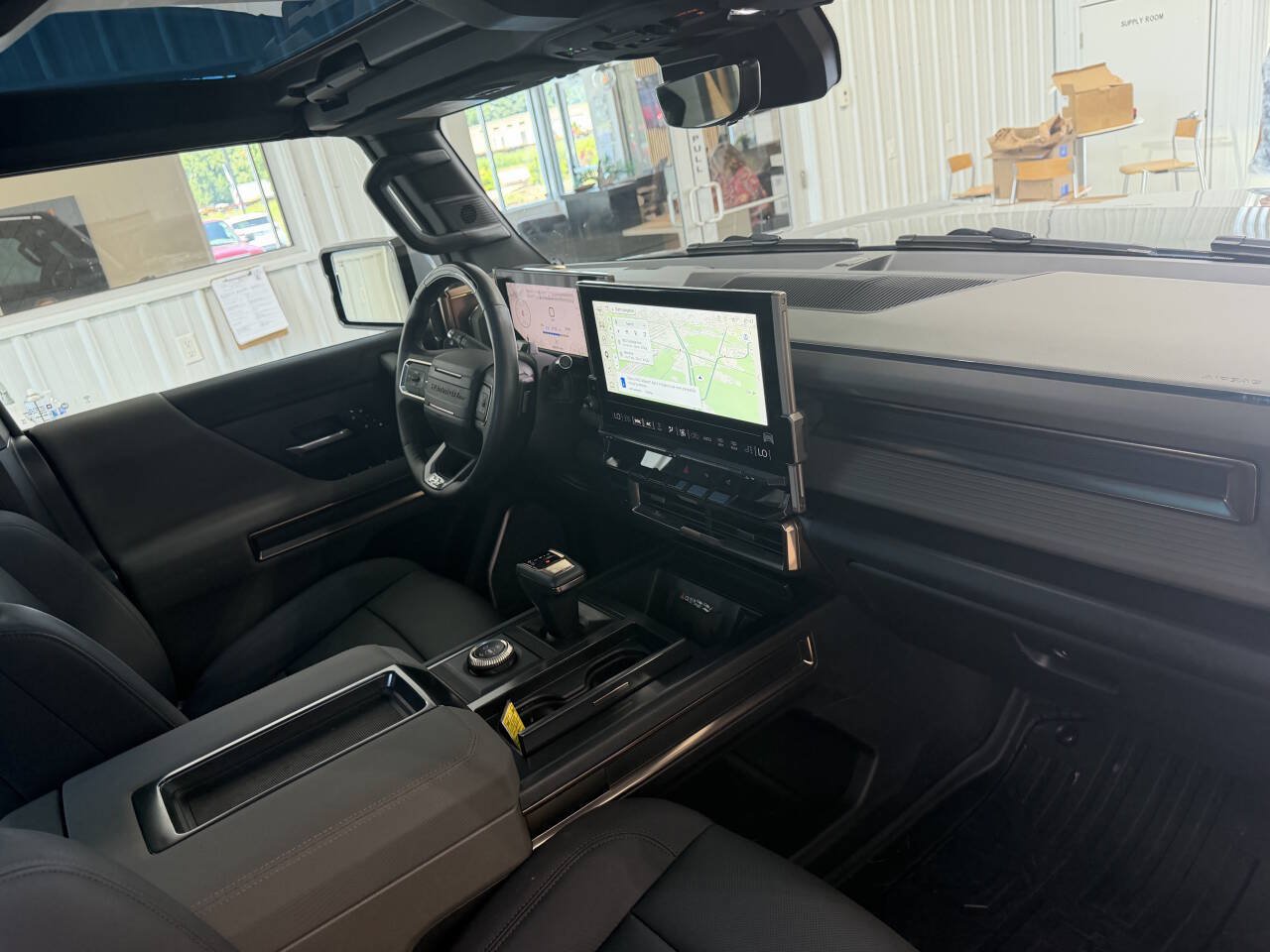 Used 2025 GMC Hummer EV 2X AWD/4WD image 45