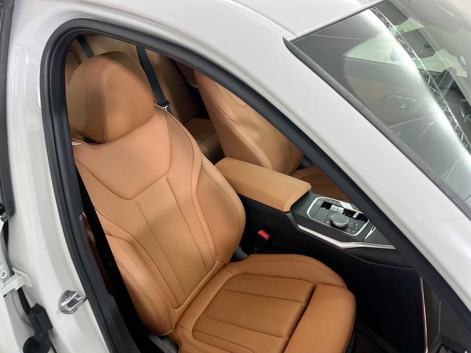 Used 2023 BMW 330i xDrive Sedan w/ Premium Package image 26