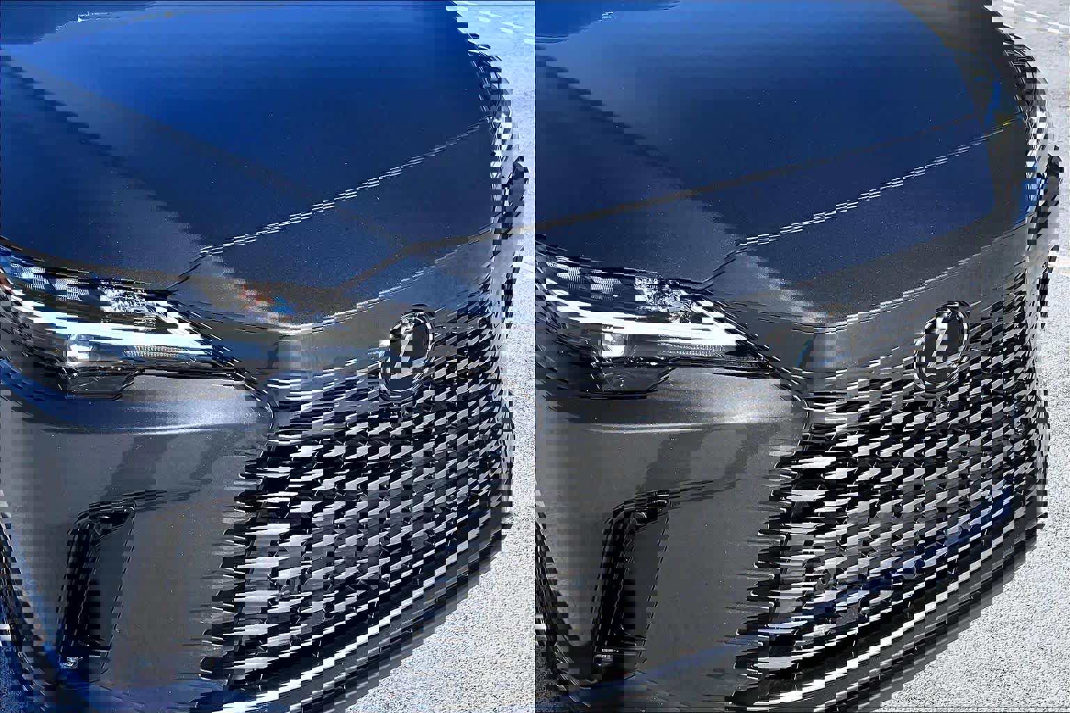 Used 2024 Lexus RX 350 Premium Plus w/ Convenience Package image 28