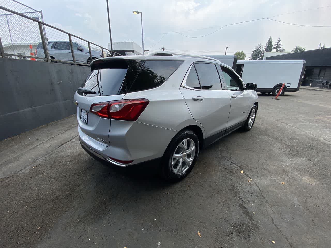 Used 2021 Chevrolet Equinox Premier FWD image 6