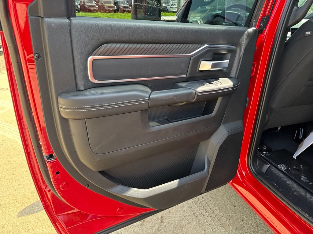 New 2026 RAM 2500 Big Horn AWD/4WD image 21