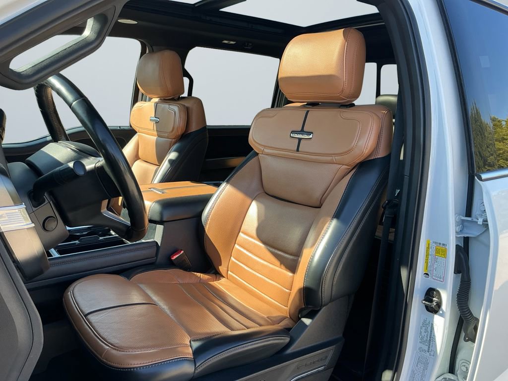 Used 2023 Ford F450 Platinum w/ FX4 Off-Road Package image 10