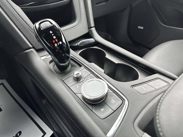 Certified 2025 Cadillac XT5 Luxury w/ LPO, Floor Liner Package FWD image 73