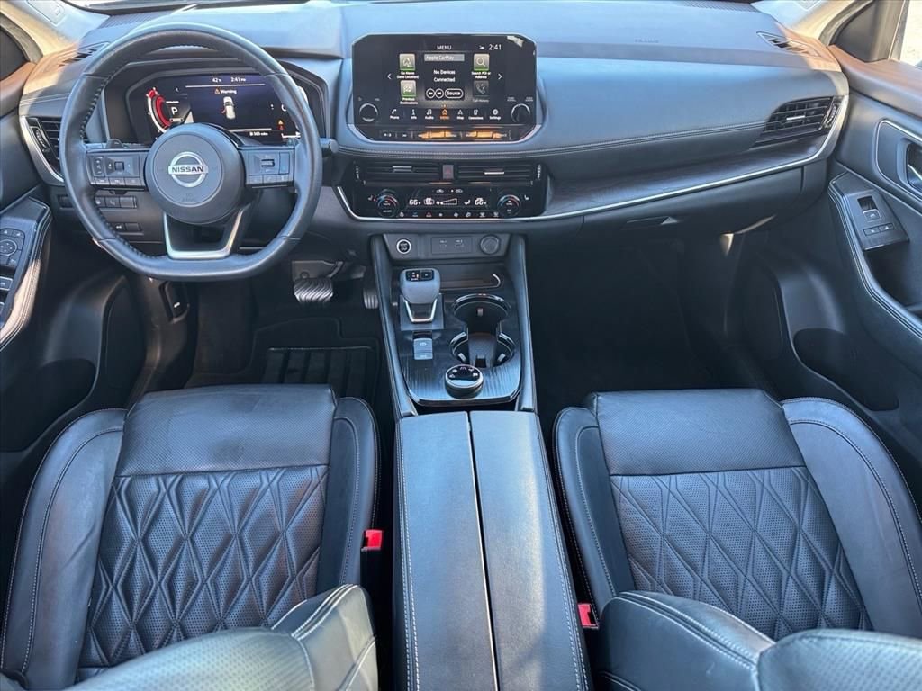 Used 2021 Nissan Rogue Platinum image 12