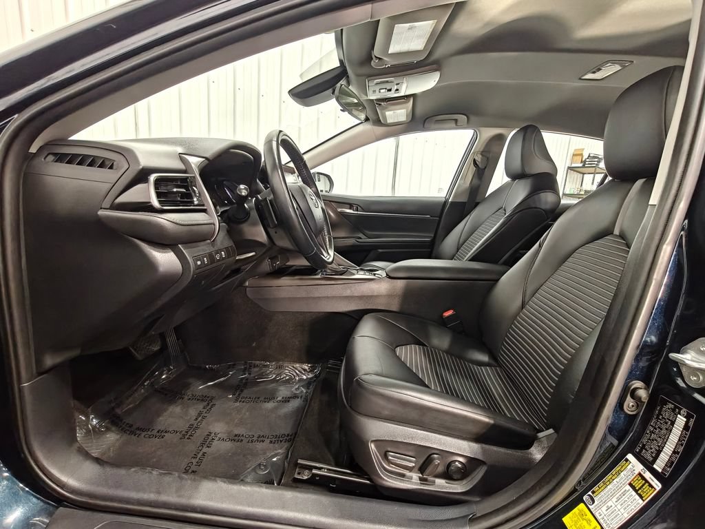 Used 2021 Toyota Camry SE FWD image 22