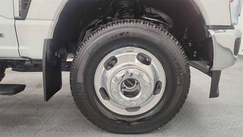 New 2025 Ford F350 XL image 12