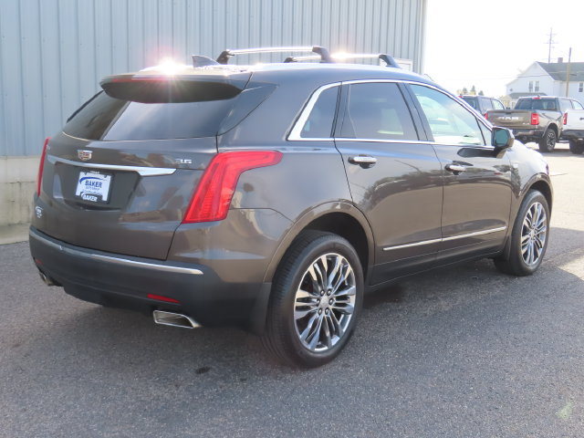 Used 2019 Cadillac XT5 Premium Luxury w/ Trailering Package AWD/4WD image 3