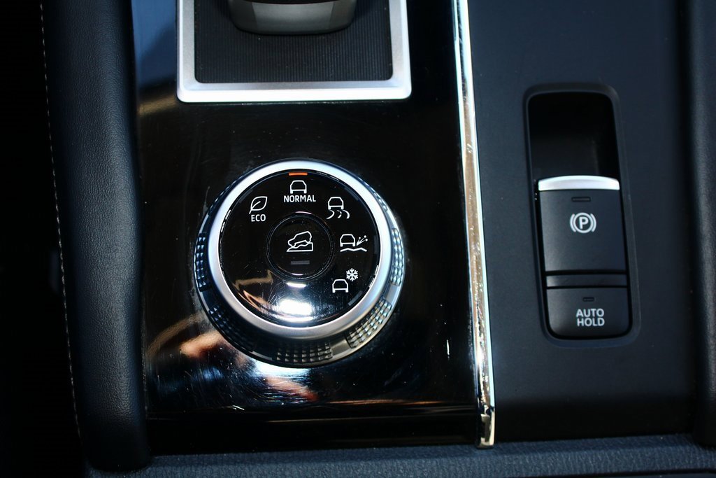 Used 2024 Mitsubishi Outlander ES image 20