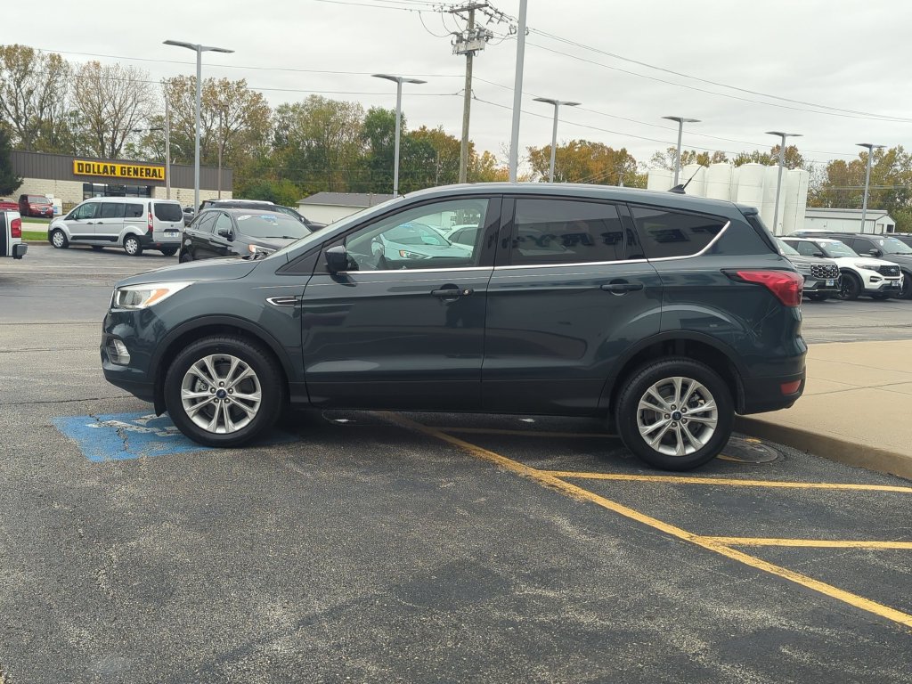Used 2019 Ford Escape SE AWD/4WD image 6