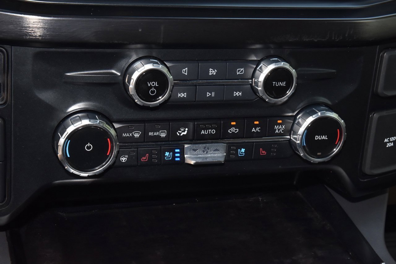 Used 2023 Ford F250 Lariat w/ Lariat Ultimate Package AWD/4WD image 30