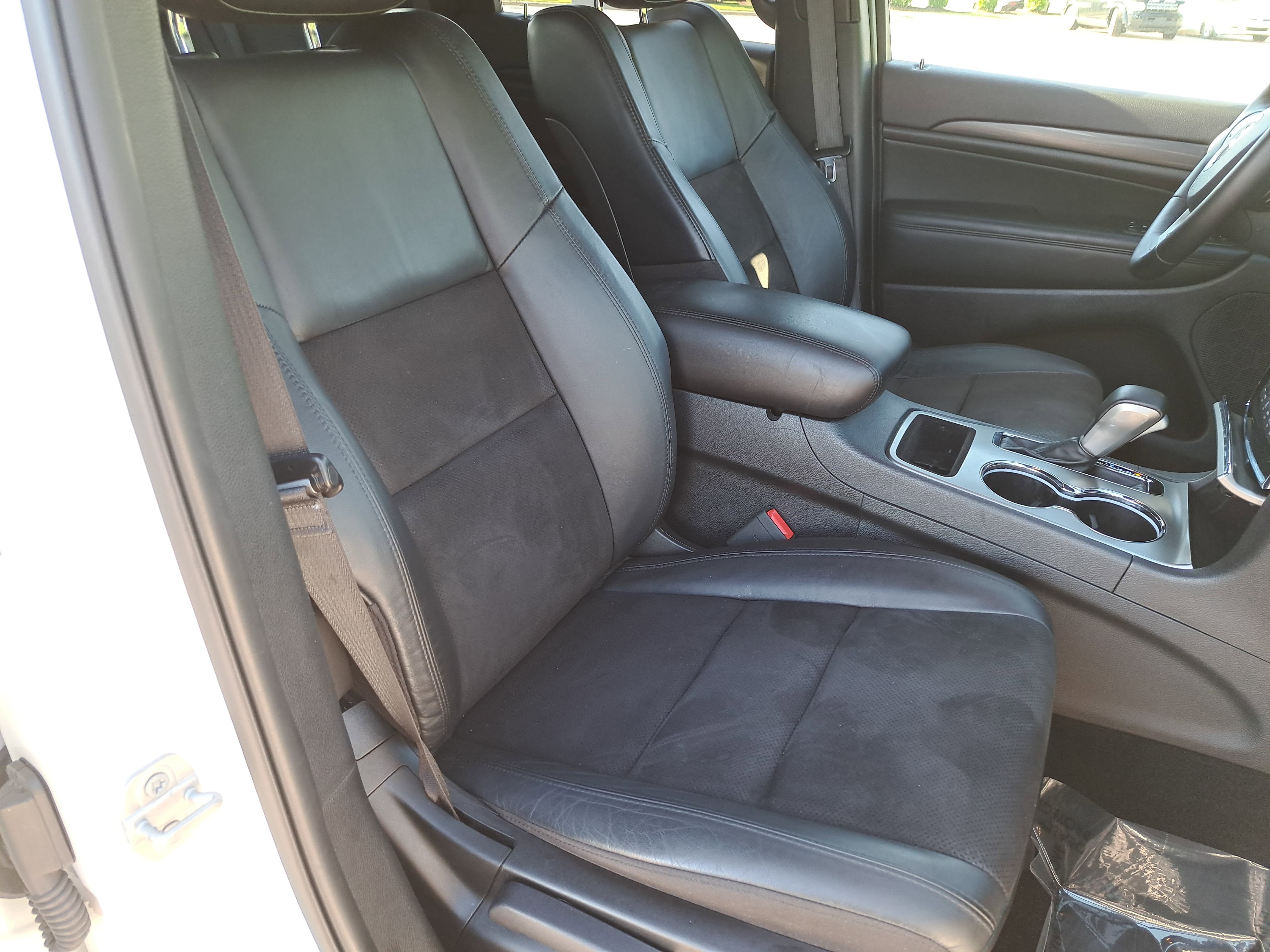 Used 2020 Jeep Grand Cherokee Altitude RWD image 10