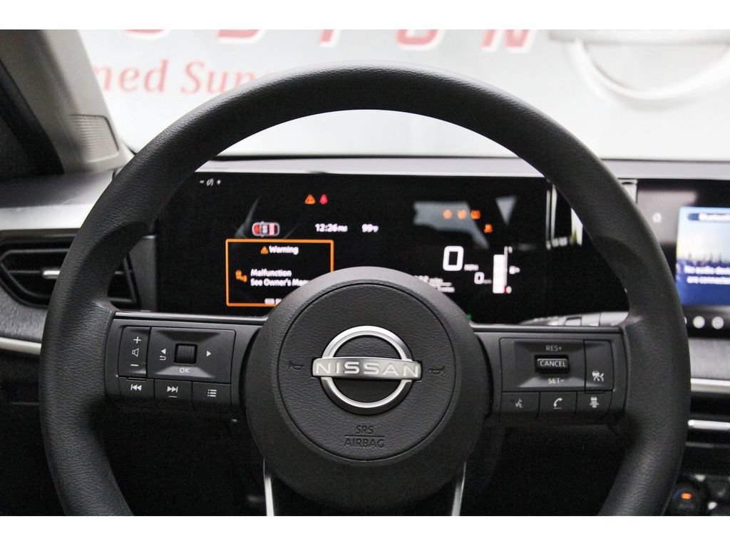 Used 2026 Nissan Kicks SV w/ SV Premium Package FWD image 14