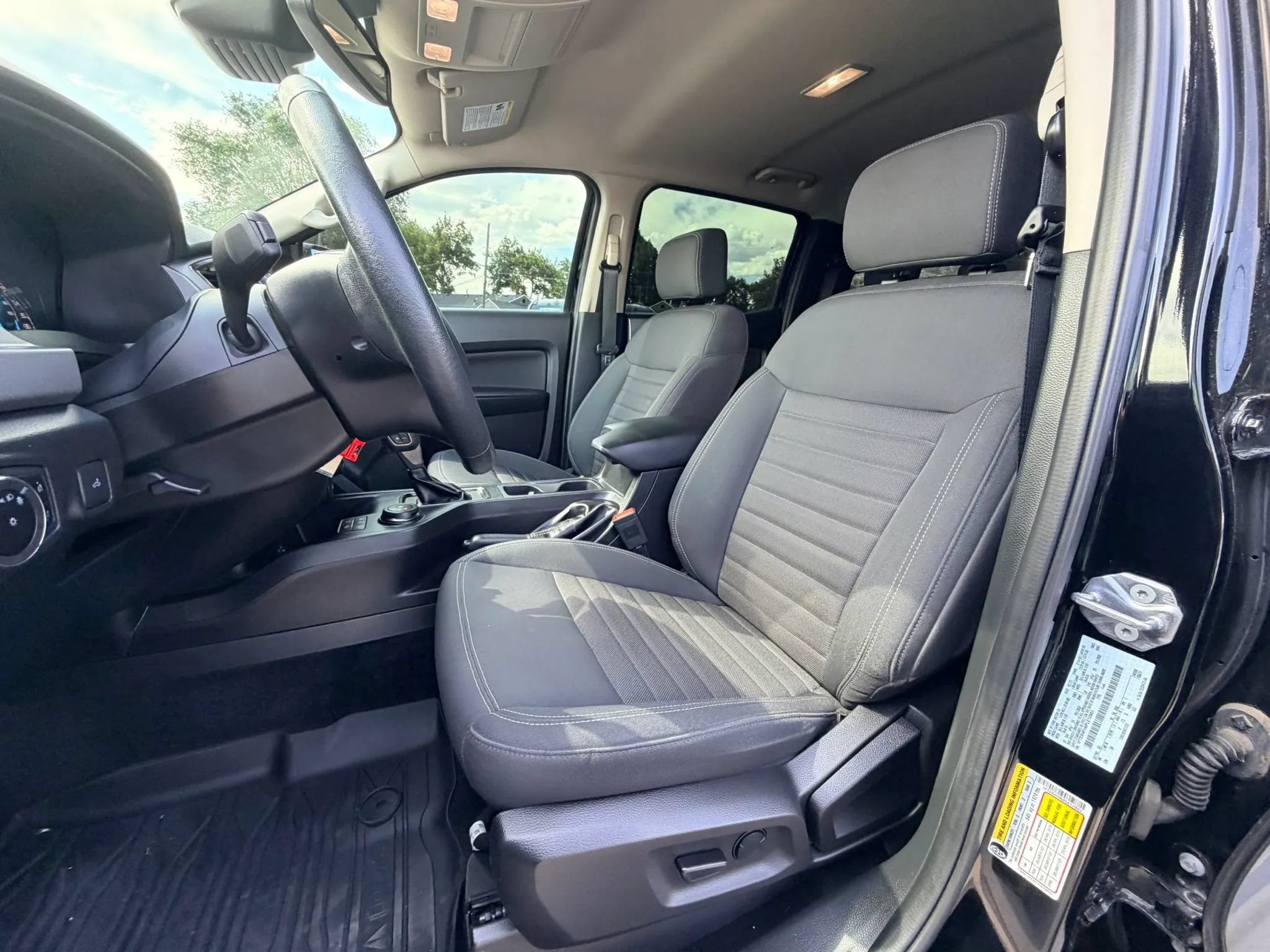 Used 2023 Ford Ranger XLT w/ Equipment Group 302A High AWD/4WD image 11