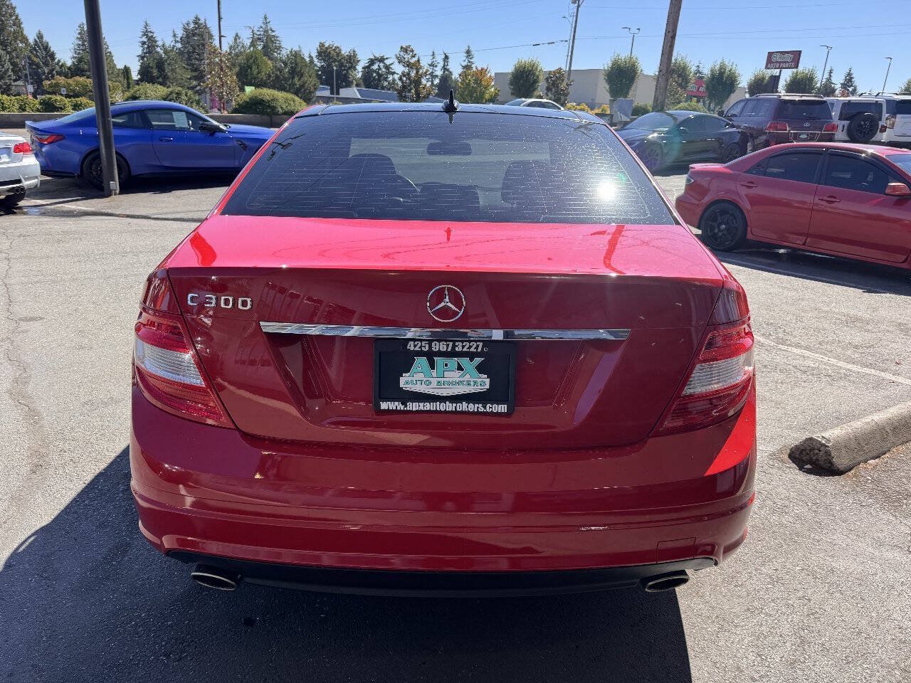 Used 2010 Mercedes-Benz C 300 Sedan image 4