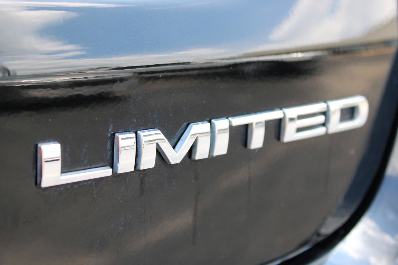 Used 2023 Jeep Compass Limited AWD/4WD image 8