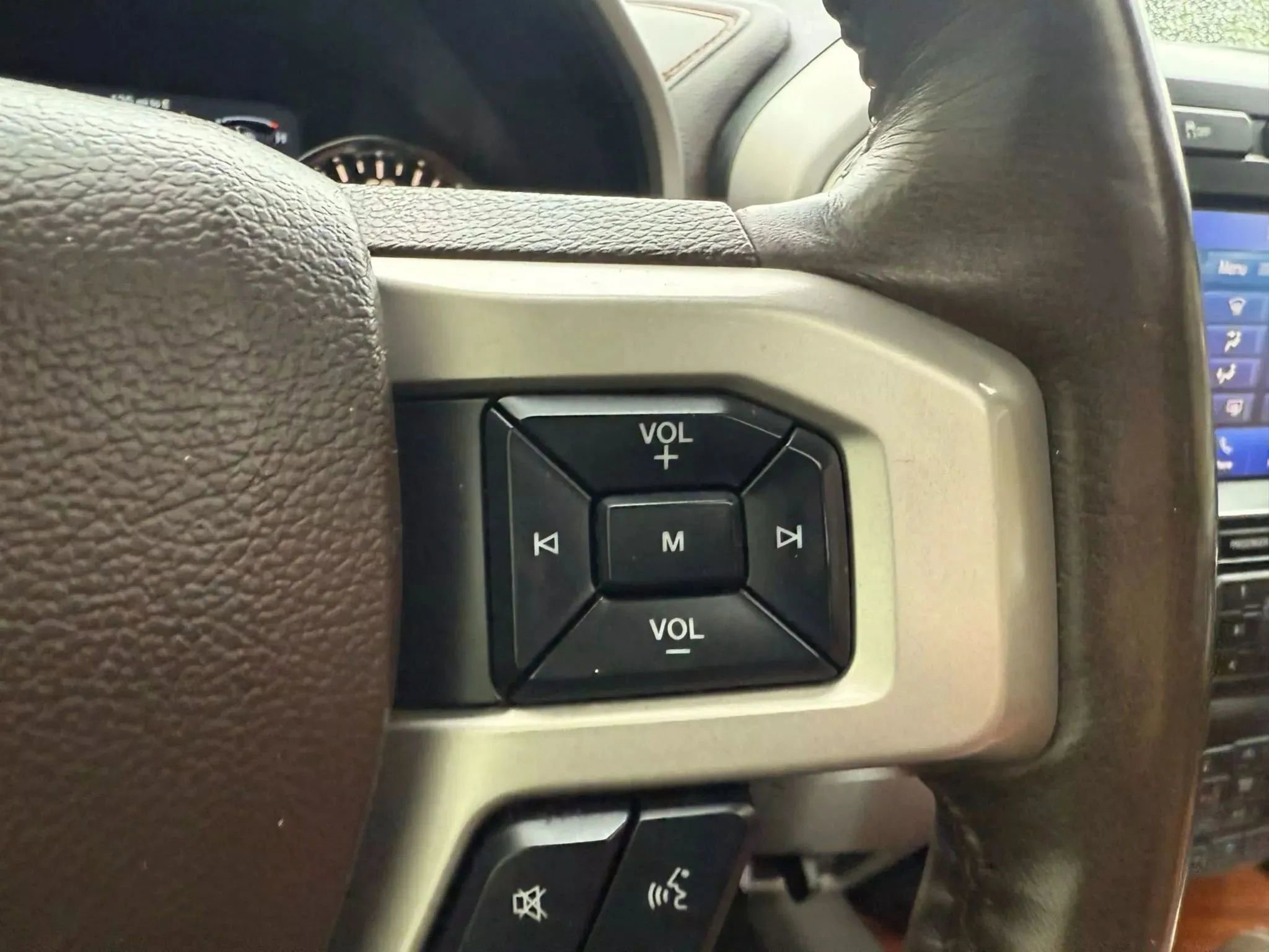 Used 2019 Ford F150 King Ranch w/ Equipment Group 601A Luxury image 15