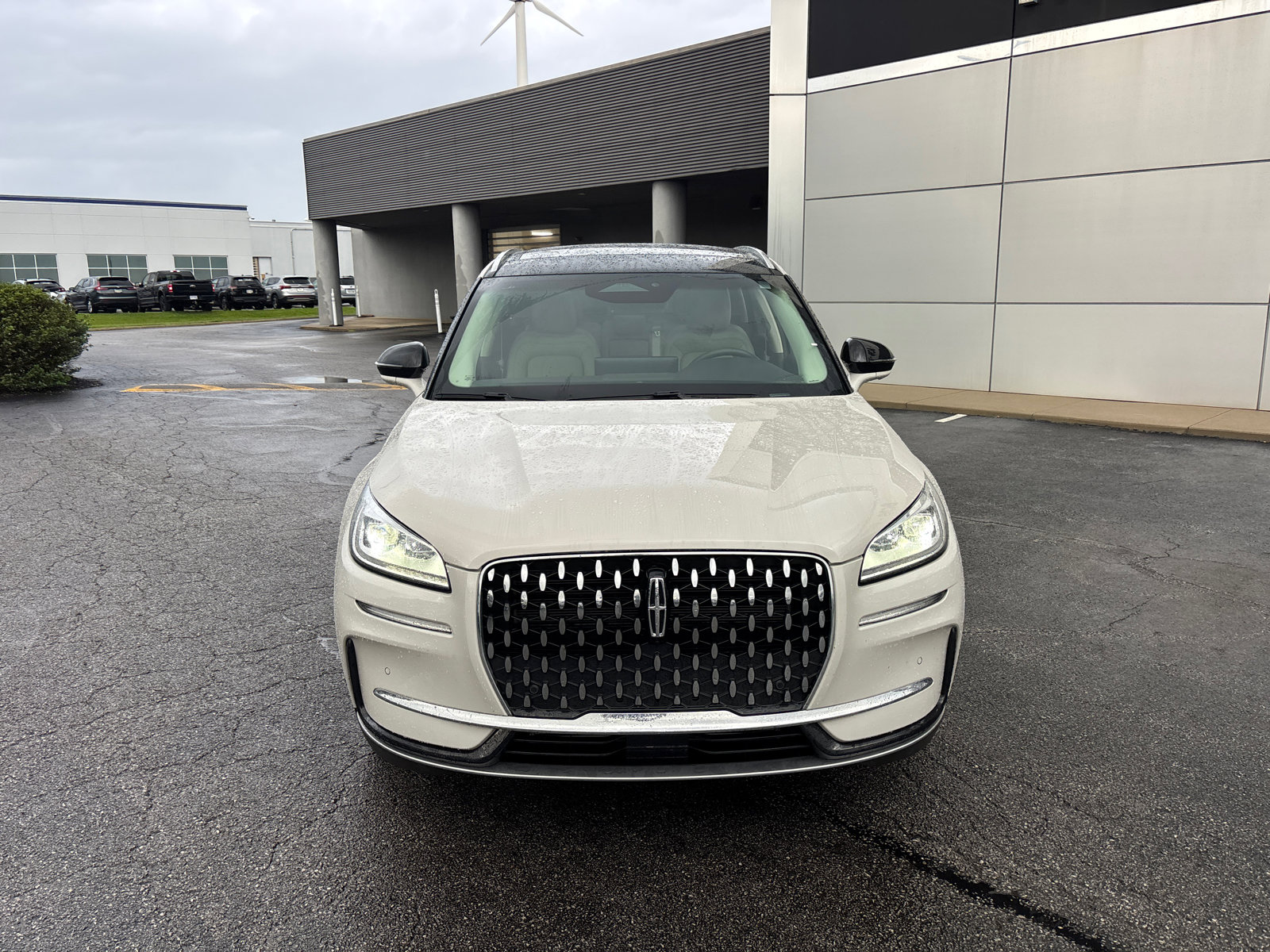 Certified 2023 Lincoln Corsair Reserve w/ Equipment Group 201A AWD/4WD image 2