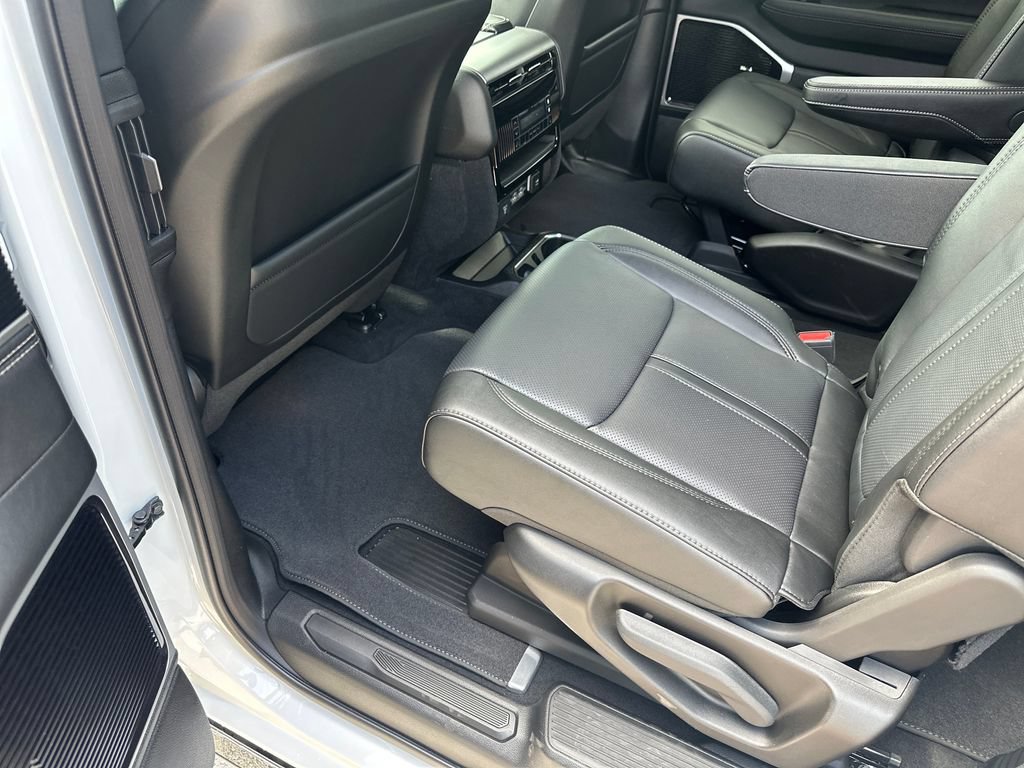 New 2026 Jeep Grand Wagoneer L Limited AWD/4WD image 34
