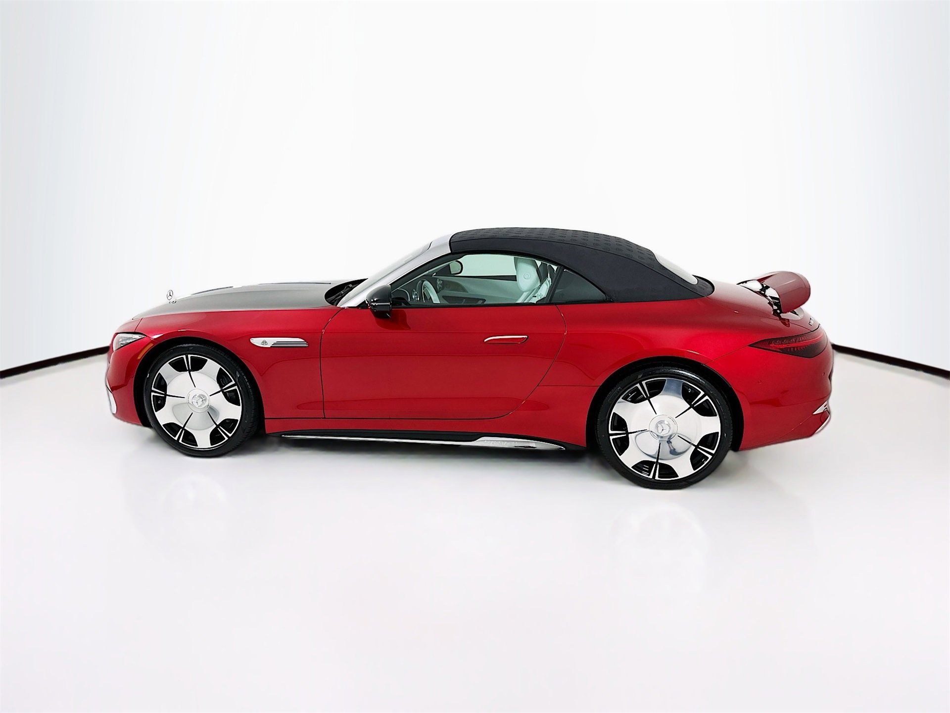 New 2026 Mercedes-Benz Maybach SL 680 image 5